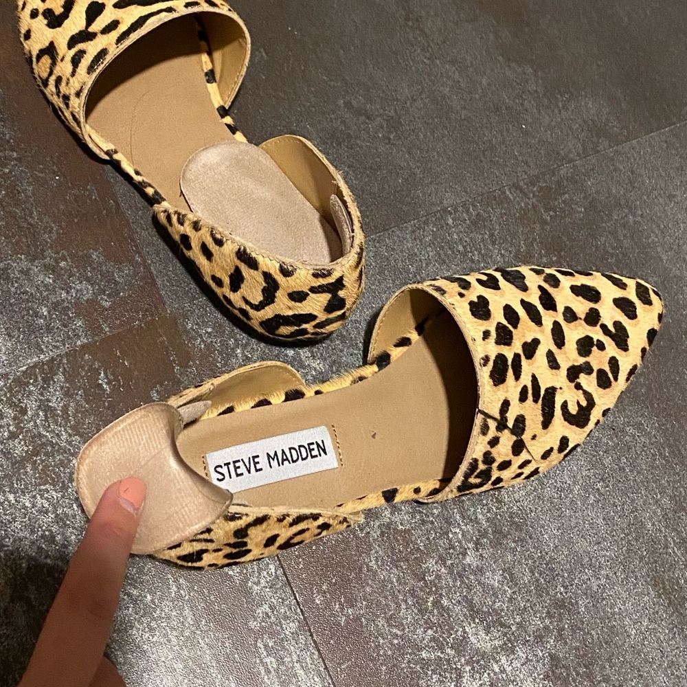 Leopard Print Flats - Picture 4 of 5